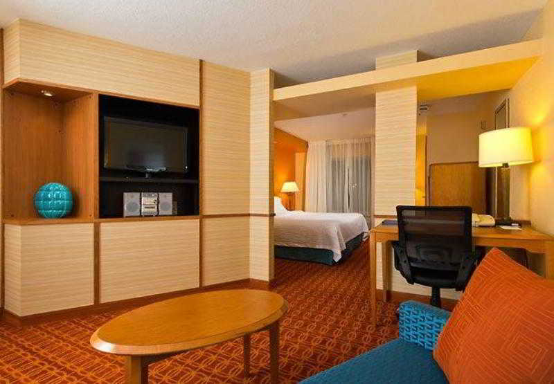 Fairfield Inn & Suites Lawton 3