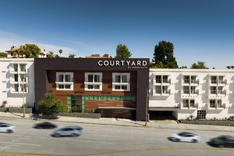 Courtyard Los Angeles Century City Beverly Hills 2