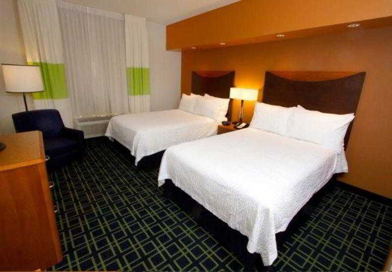 Fairfield Inn And Suites Los Angeles West Covina 3