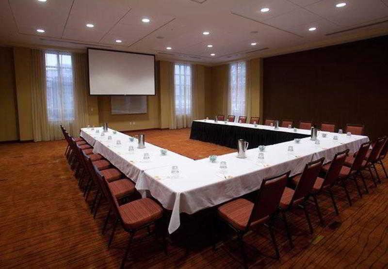 Courtyard Downtown Marriott 3