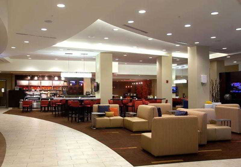 Courtyard Downtown Marriott 4