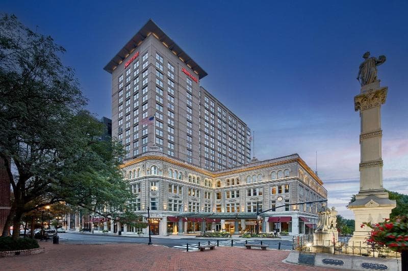 Lancaster Marriott At Penn Square photo 1