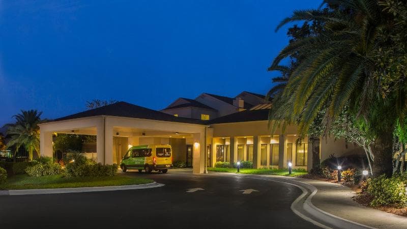 Courtyard Orlando Airport 4