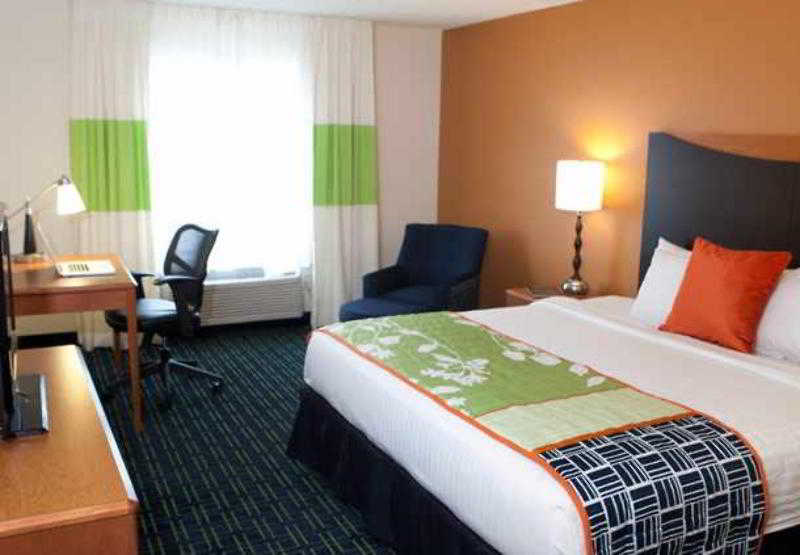 Fairfield Inn & Suites Memphis East/Galleria 5