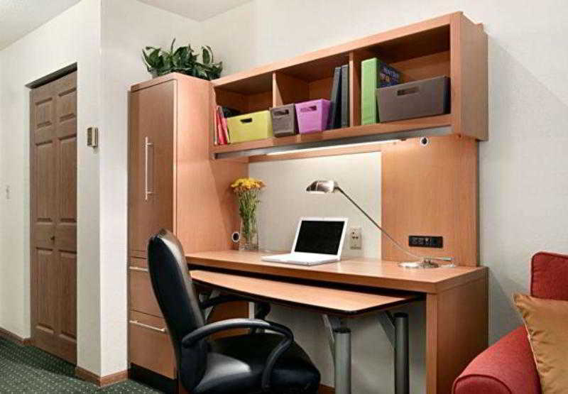 Towneplace Suites Milwaukee Brookfield 4