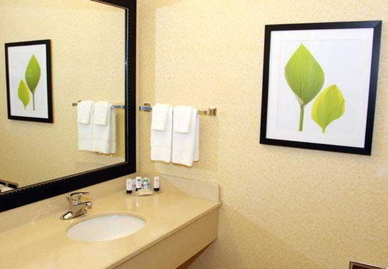 Fairfield Inn & Suites Marion photo 1