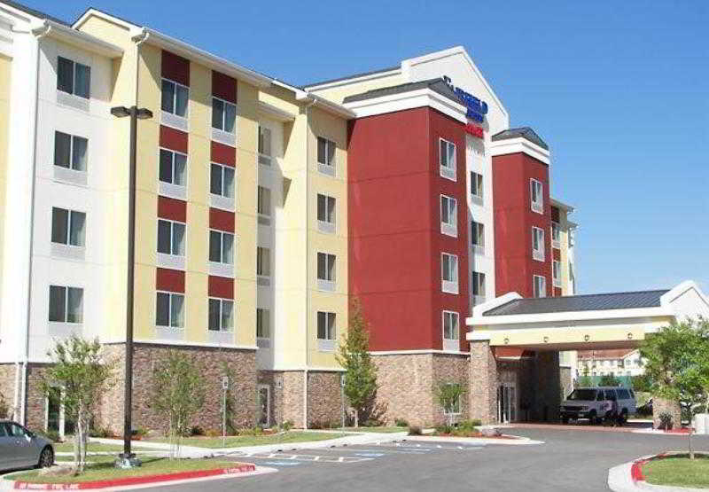 Fairfield Inn & Suites Oklahoma City Airport 4