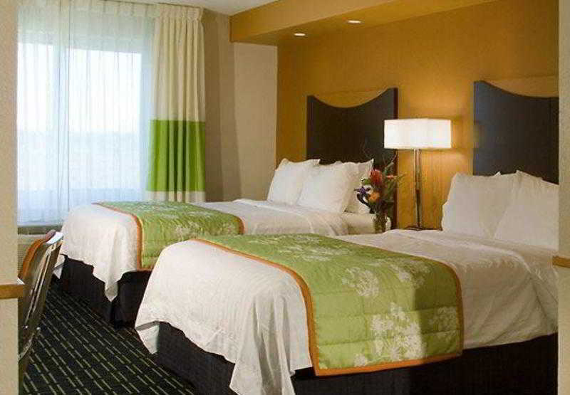Fairfield Inn & Suites Omaha Downtown 2