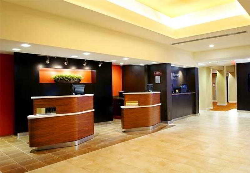 Courtyard West Palm Beach-Airport 4