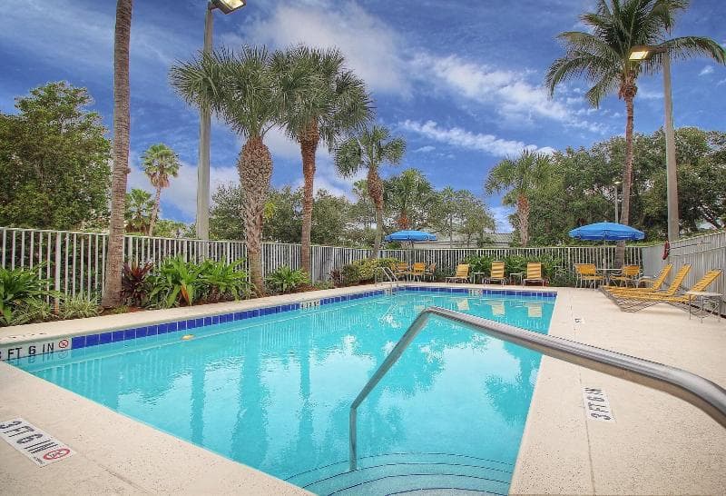 Fairfield Inn & Suites West Palm Beach Jupiter photo 1