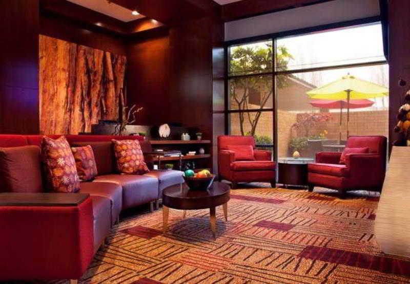 Courtyard By Marriott Portland Downtown Lloyd Center 4