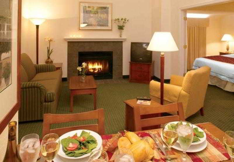 Residence Inn Portland South Lake Oswego photo 1