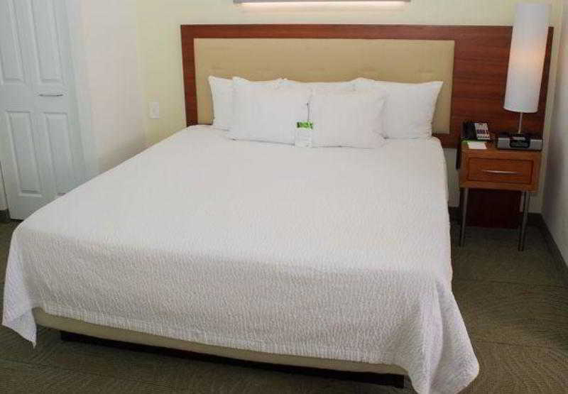 Springhill Suites Hampton 2