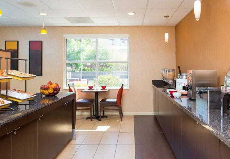 Residence Inn Phoenix Glendale/Peoria 2