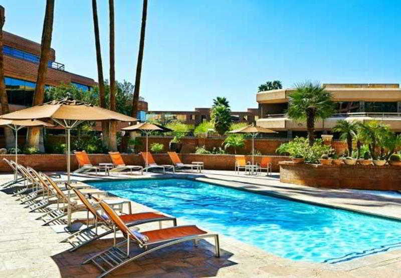 Marriott Suites Scottsdale Old Town 3