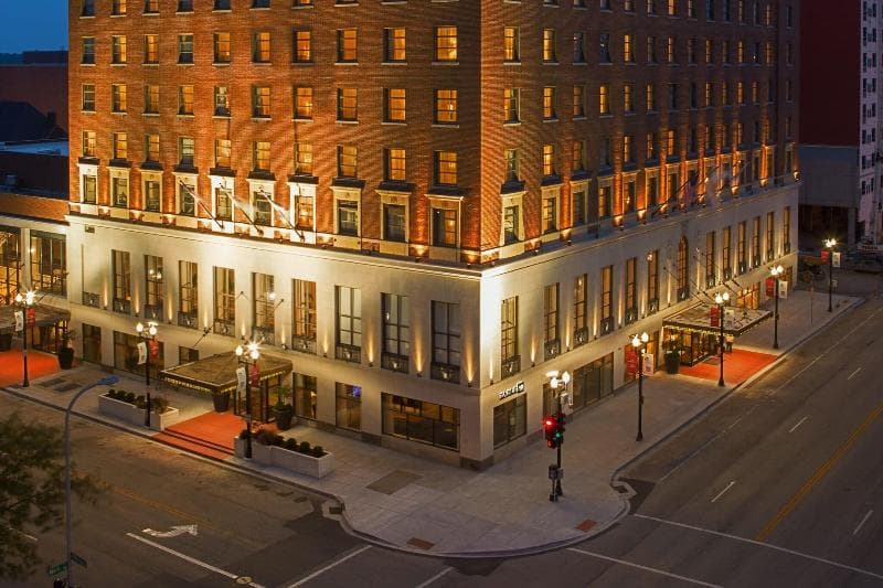 Peoria Marriott Pere Marquette 3