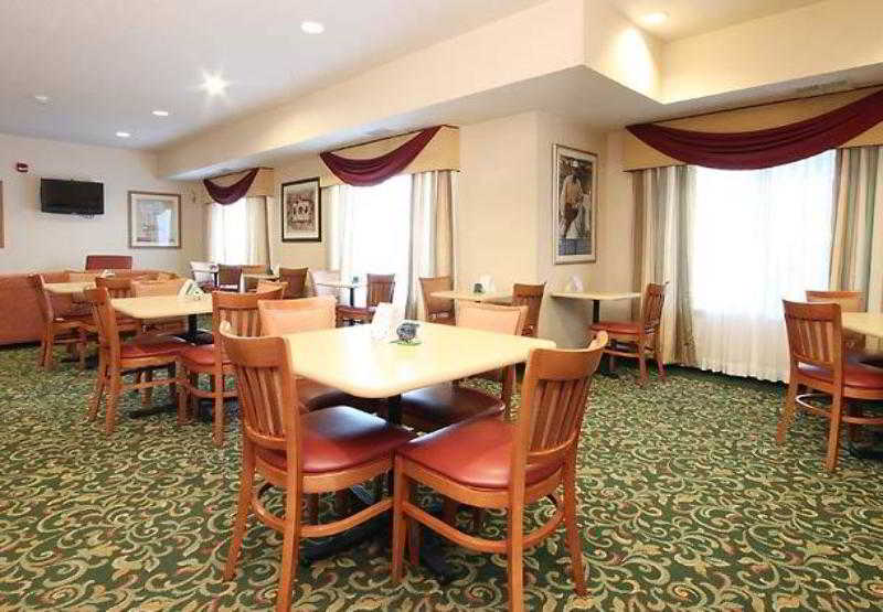 Fairfield Inn & Suites Wheeling-St. Clairsville Oh photo 1