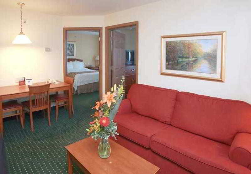Towneplace Suites Raleigh Cary Weston Parkway photo 1
