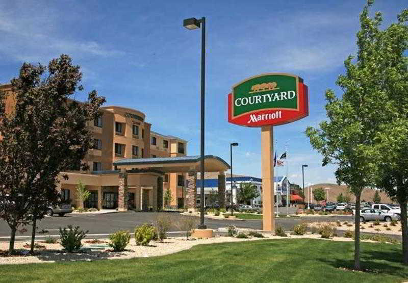 Courtyard Carson City 4