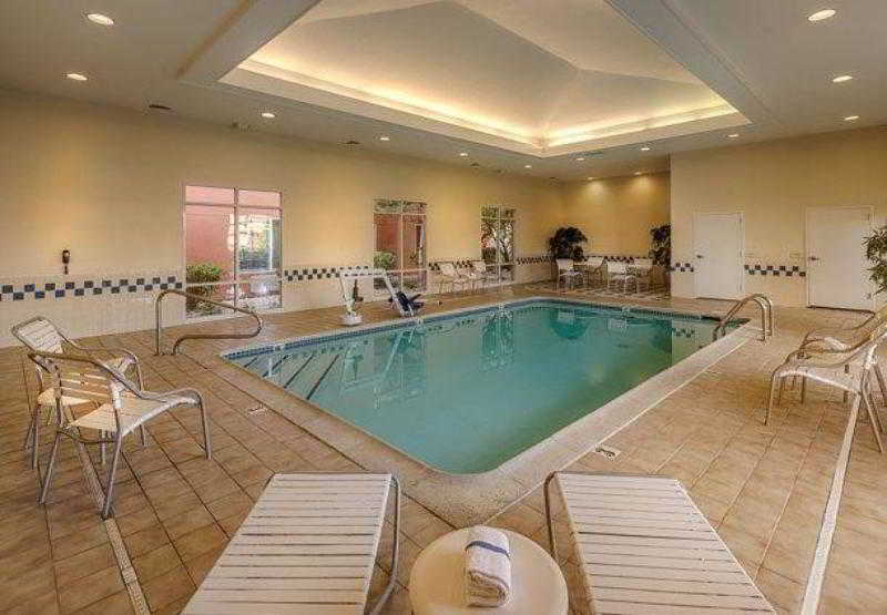 Fairfield Inn & Suites Reno Sparks 4