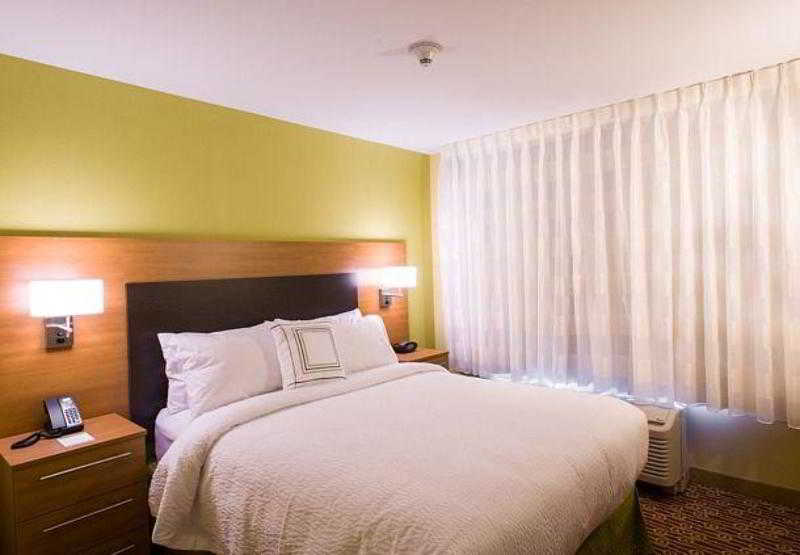 TownePlace Suites Roswell 5