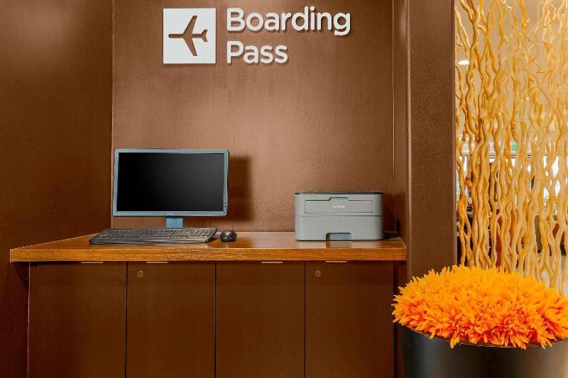 Courtyard By Marriott Solana Beach 2