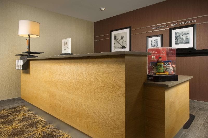 Hampton Inn & Suites San Antonio Northwest/Medical 5