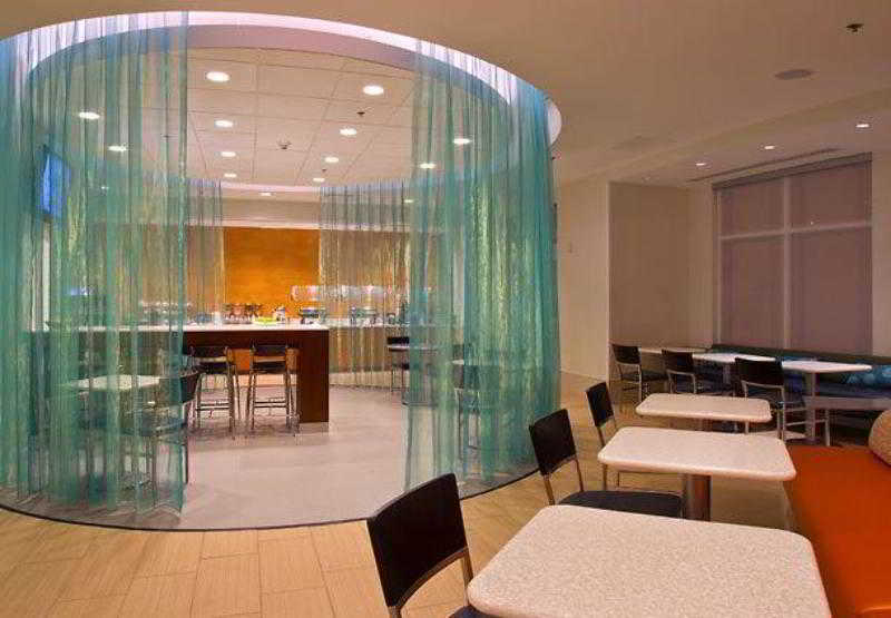 Springhill Suites San Antonio Downtown/Alamo Plaza 3