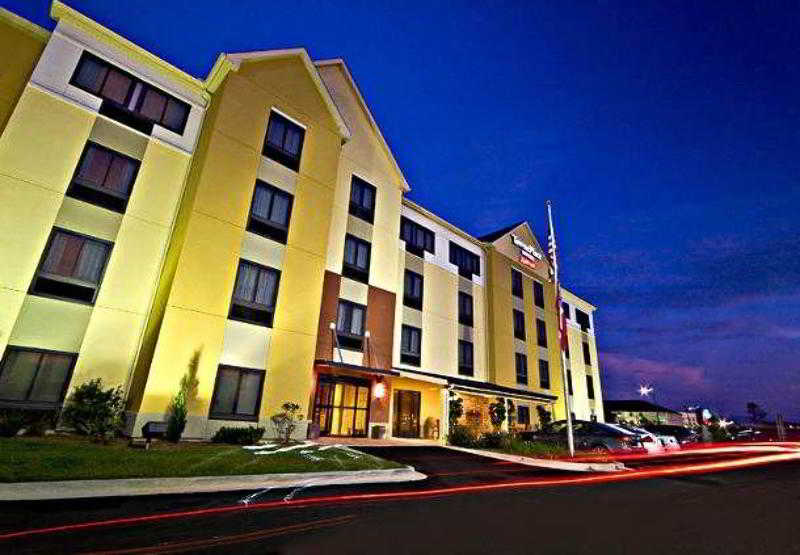 TownePlace Suites Savannah Airport 4