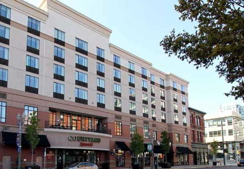 Courtyard Tacoma Downtown 5