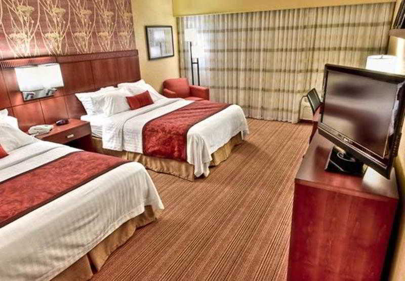 Courtyard By Marriott Springfield 2
