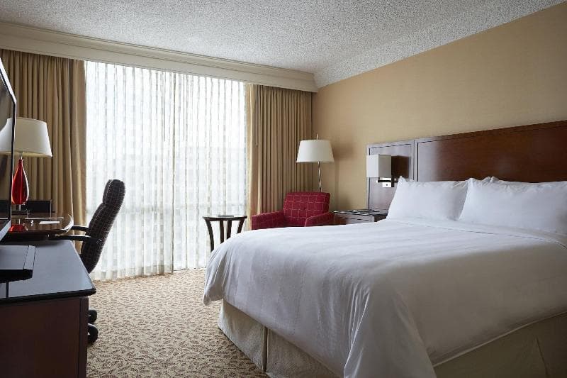 Stamford Marriott Hotel & Spa 3