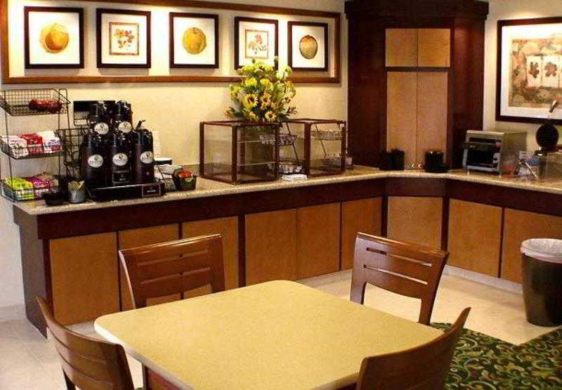 Fairfield Inn & Suites Tifton 2