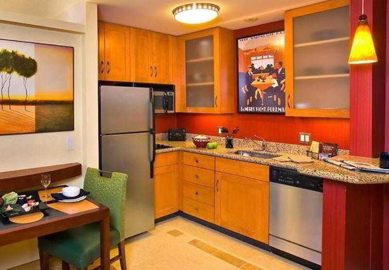 Residence Inn Toledo Maumee 2