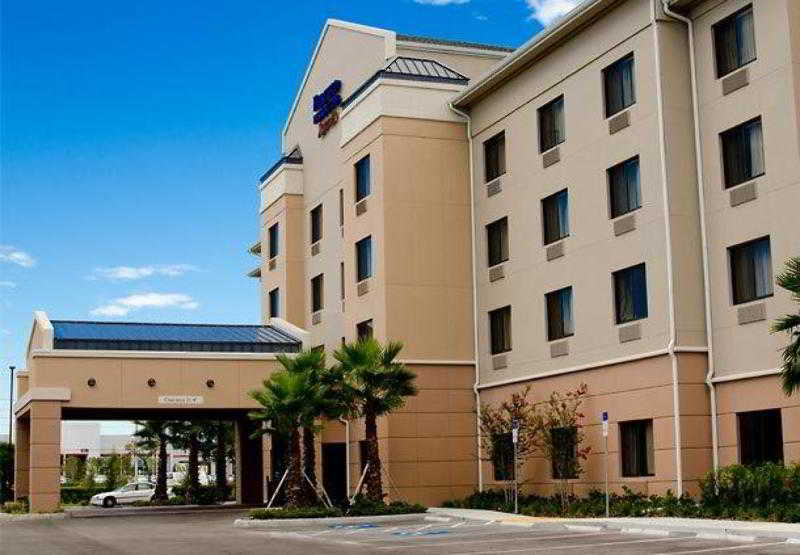Fairfield Inn & Suites Holiday Tarpon Springs 4