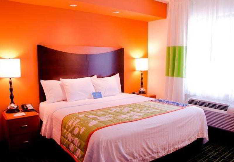 Fairfield Inn & Suites Holiday Tarpon Springs 5