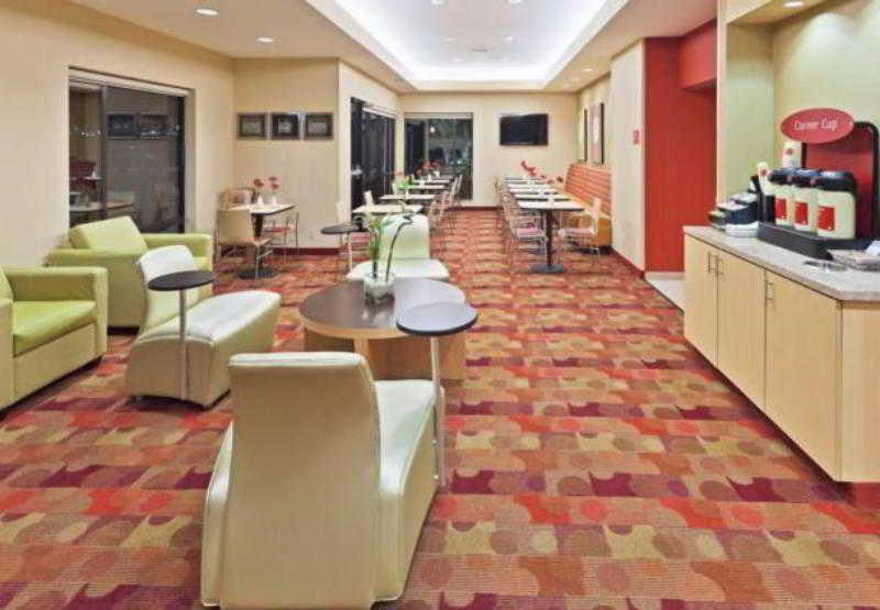 Towneplace Suites Tulsa North/Owasso photo 1