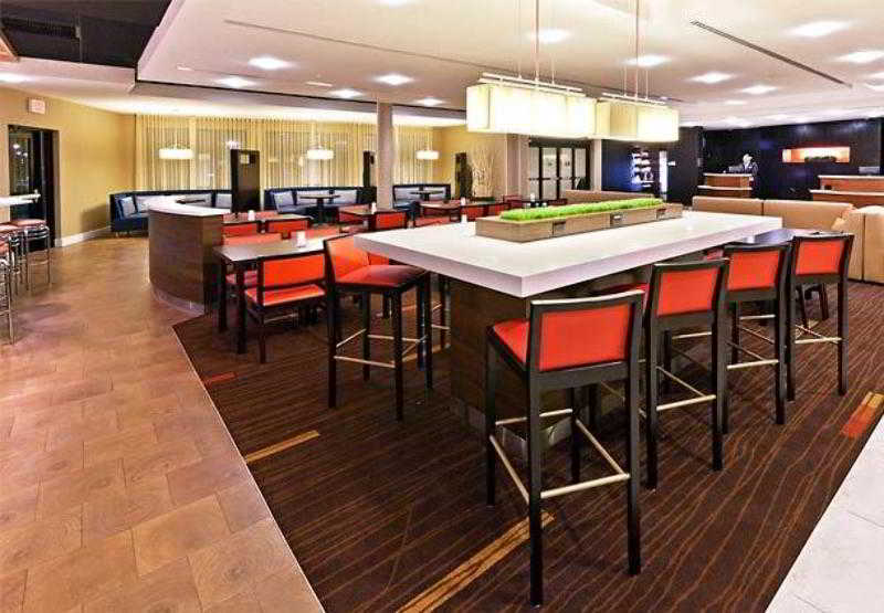 Courtyard Tulsa Woodland Hills photo 1