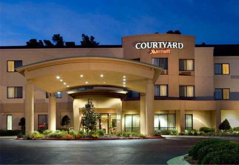 Courtyard Texarkana 3