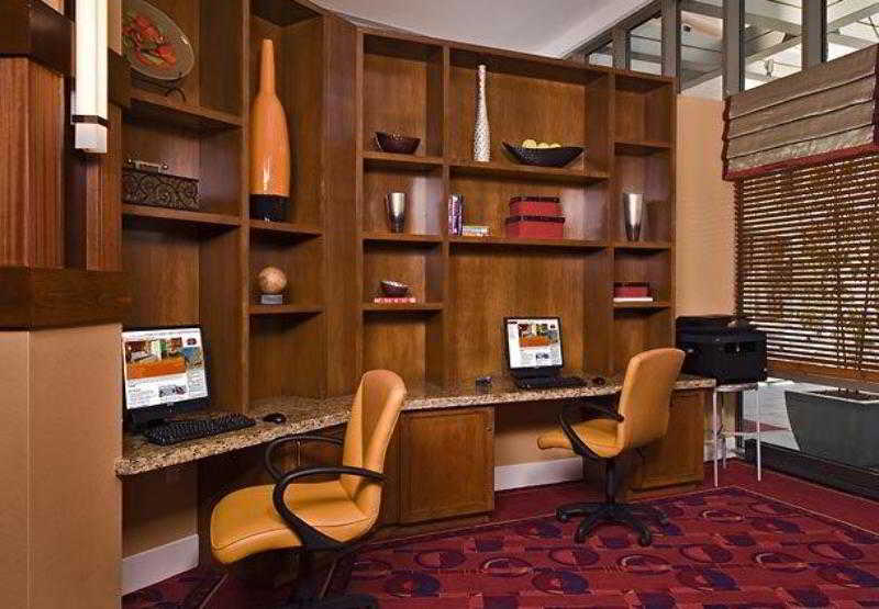 Residence Inn By Marriott Arlington Courthouse 2