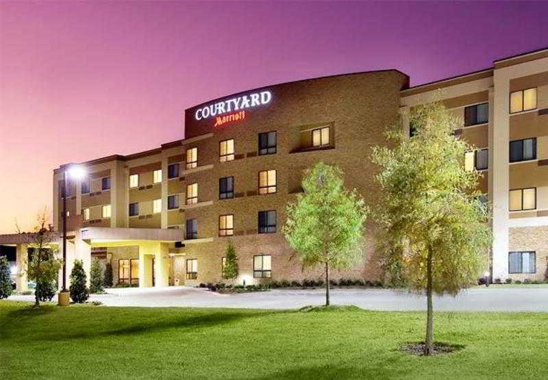 Courtyard Wichita Falls 2