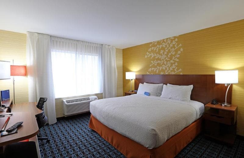 Fairfield Inn & Suites Vernon 2