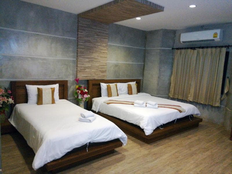 Komol Residence Bangkok 3
