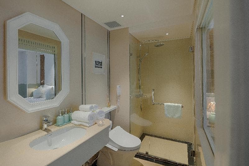 Au Lac Charner Hotel 5