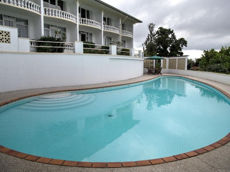 Auckland's Waitakere Estate 2