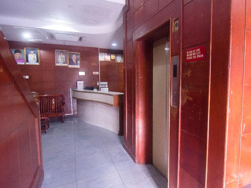 Oyo 991 Mayfair Hotel 5