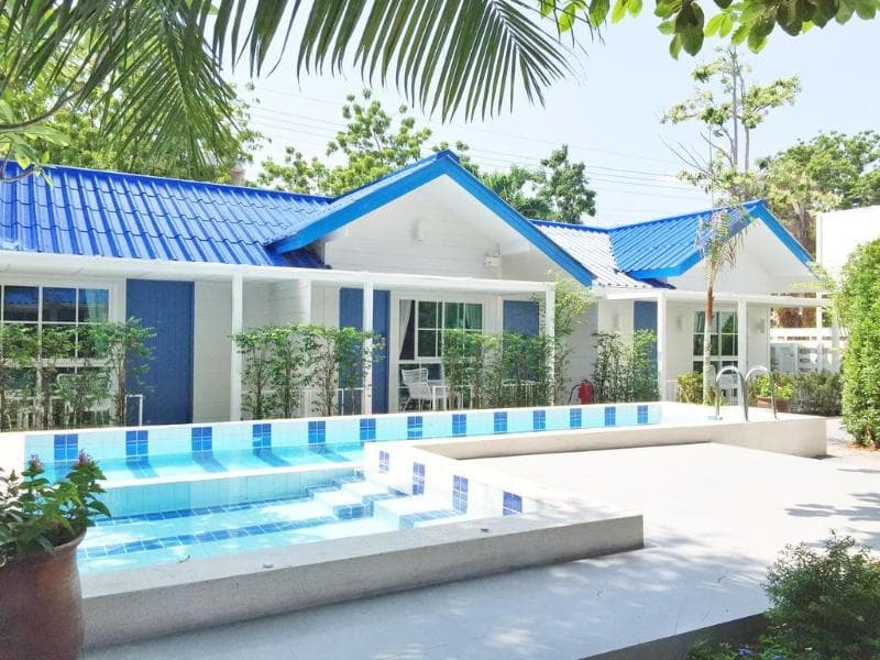 Zea Za Bungalow main