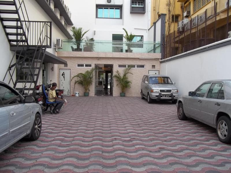 D Eastern Hotel 3