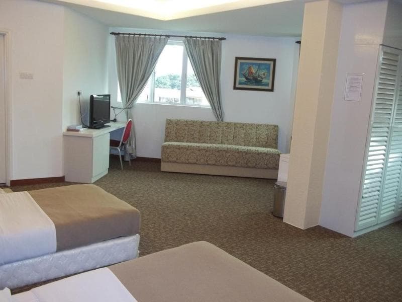 D Eastern Hotel 5