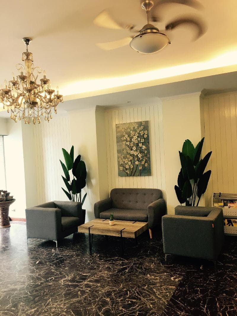 D Eastern Hotel main